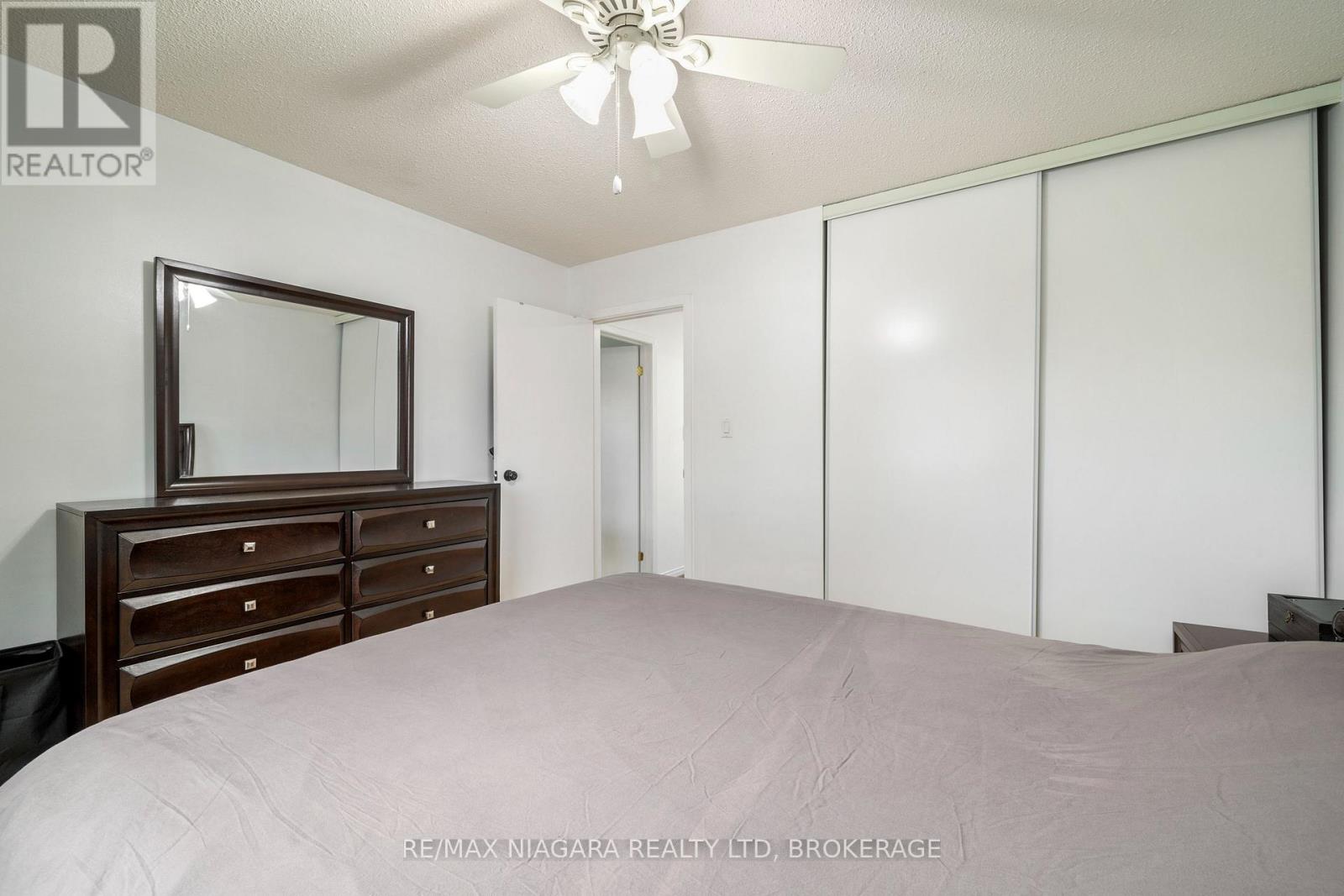 Photo 18 of 14 Bryant Court, Brampton ON