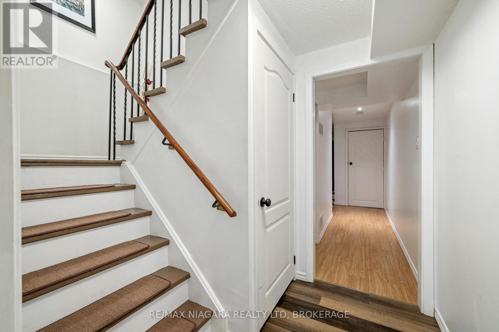 Photo 13 of 14 Bryant Court, Brampton ON