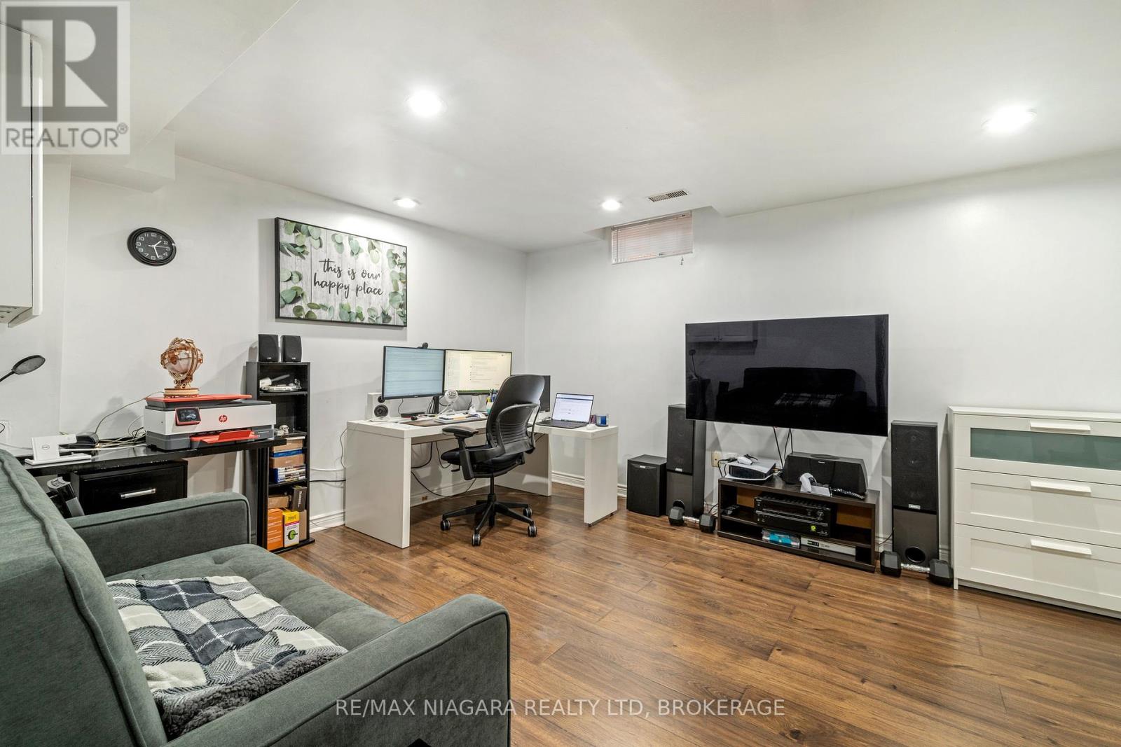 Photo 35 of 14 Bryant Court, Brampton ON
