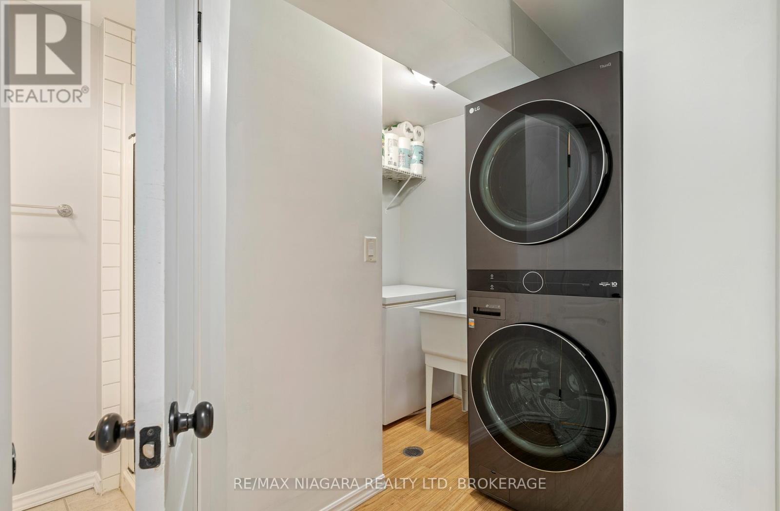 Photo 31 of 14 Bryant Court, Brampton ON