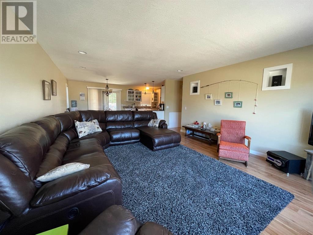 Photo 36 of 503 Makwa Drive, Loon Lake SK