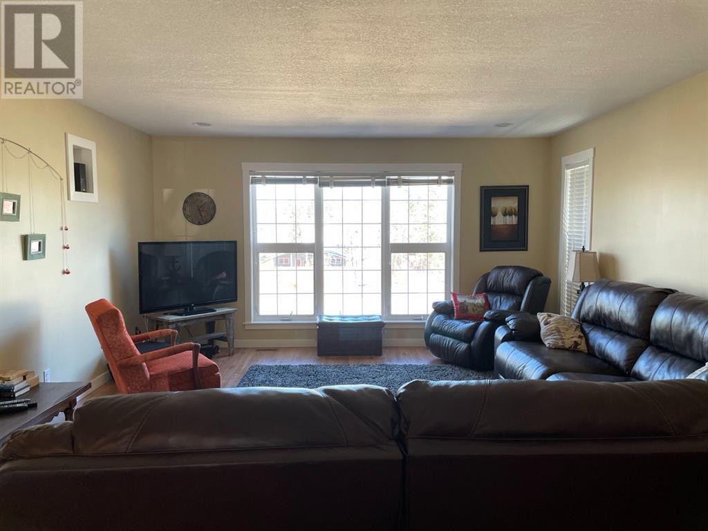 Photo 39 of 503 Makwa Drive, Loon Lake SK