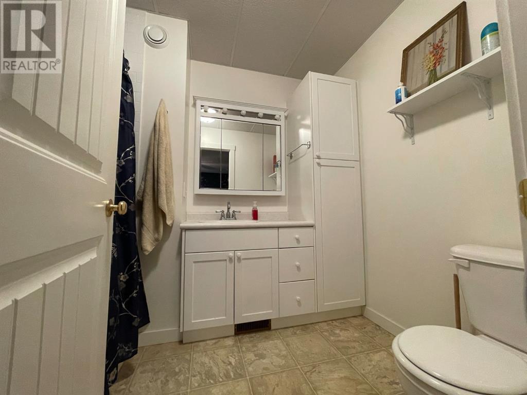 Photo 28 of 503 Makwa Drive, Loon Lake SK