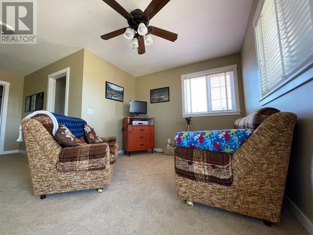 Photo 17 of 503 Makwa Drive, Loon Lake SK