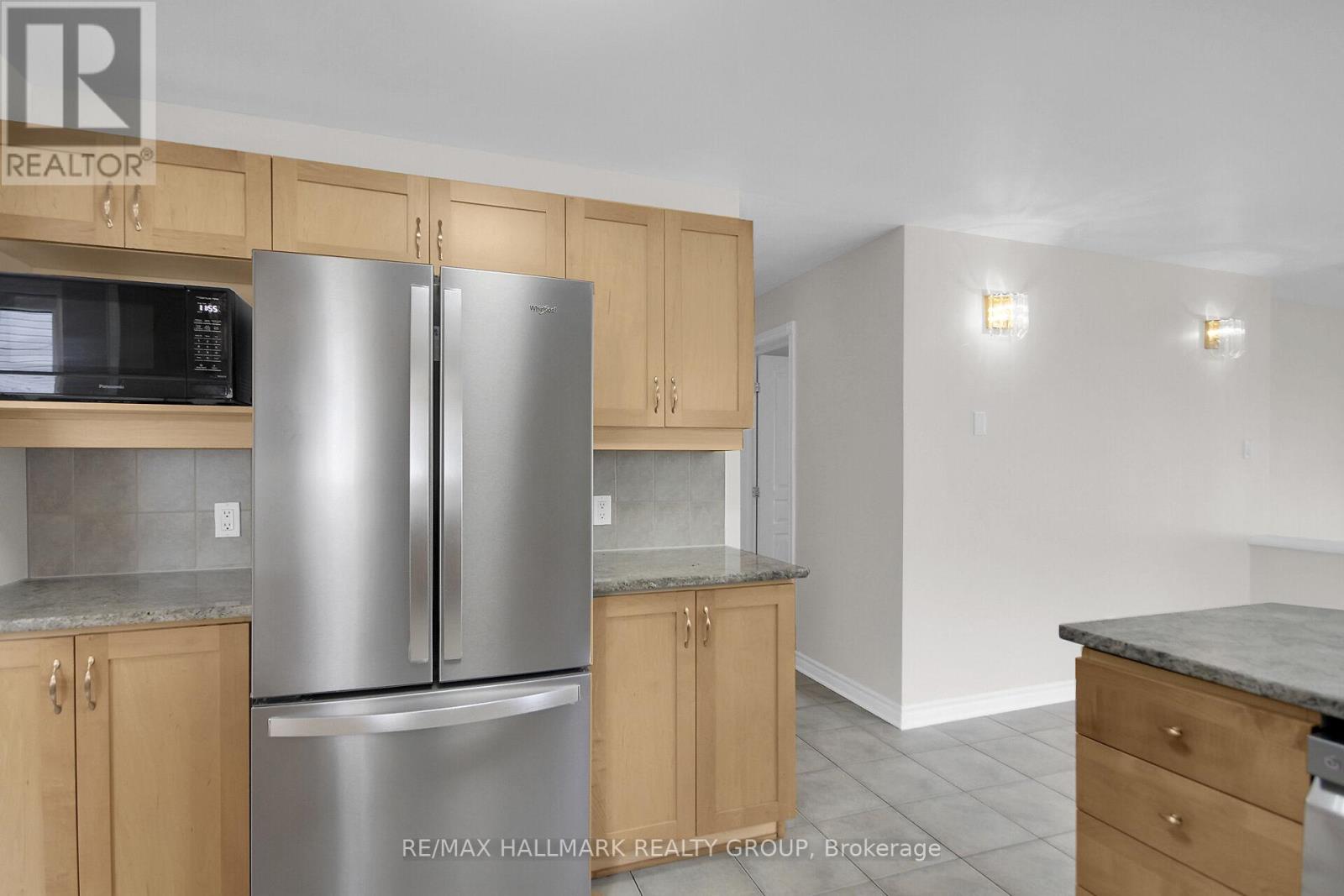 Photo 12 of 5 20 Edenvale Drive, Ottawa ON