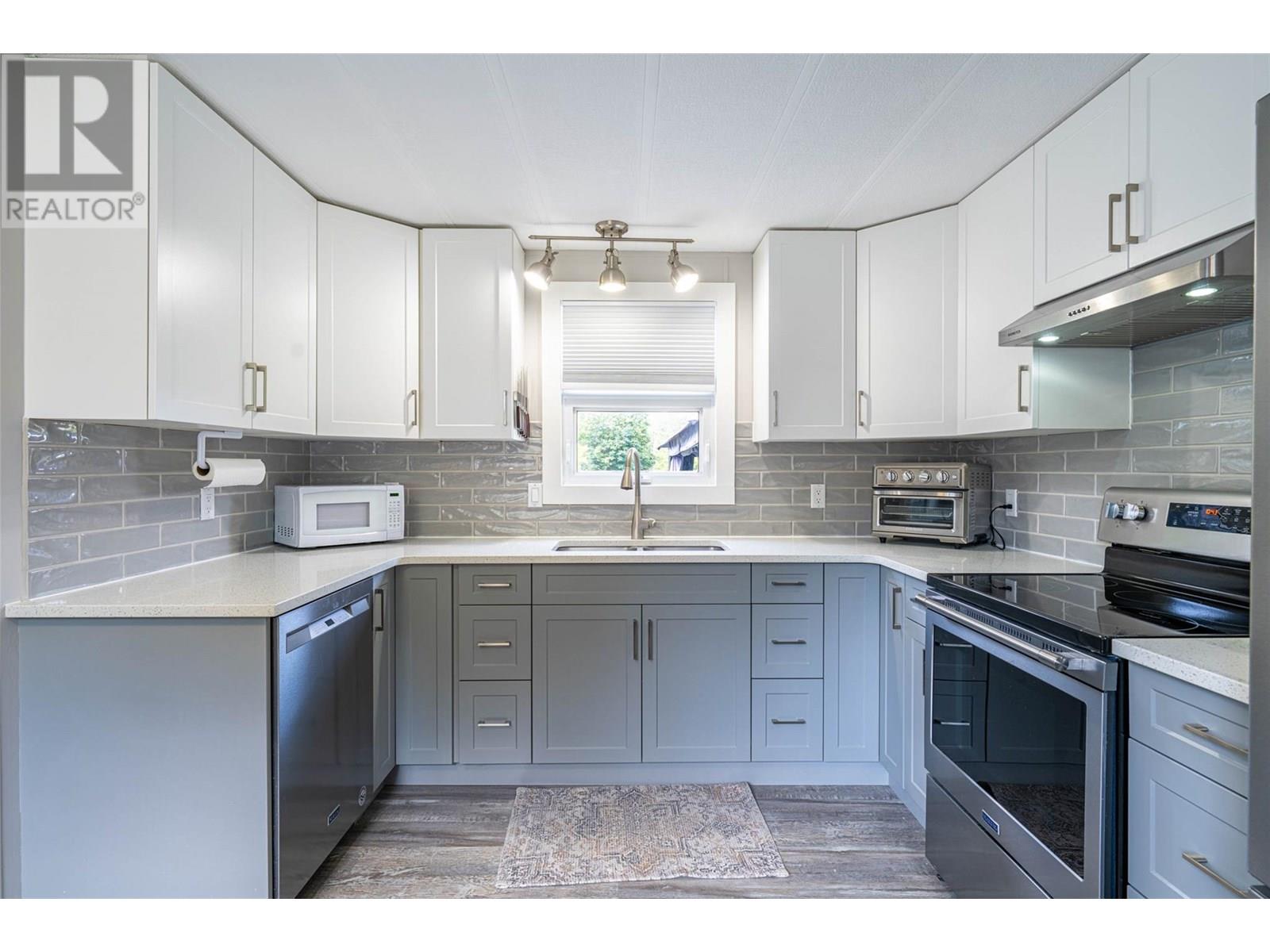 4505 McLean Creek Road Unit# L2, Okanagan Falls
