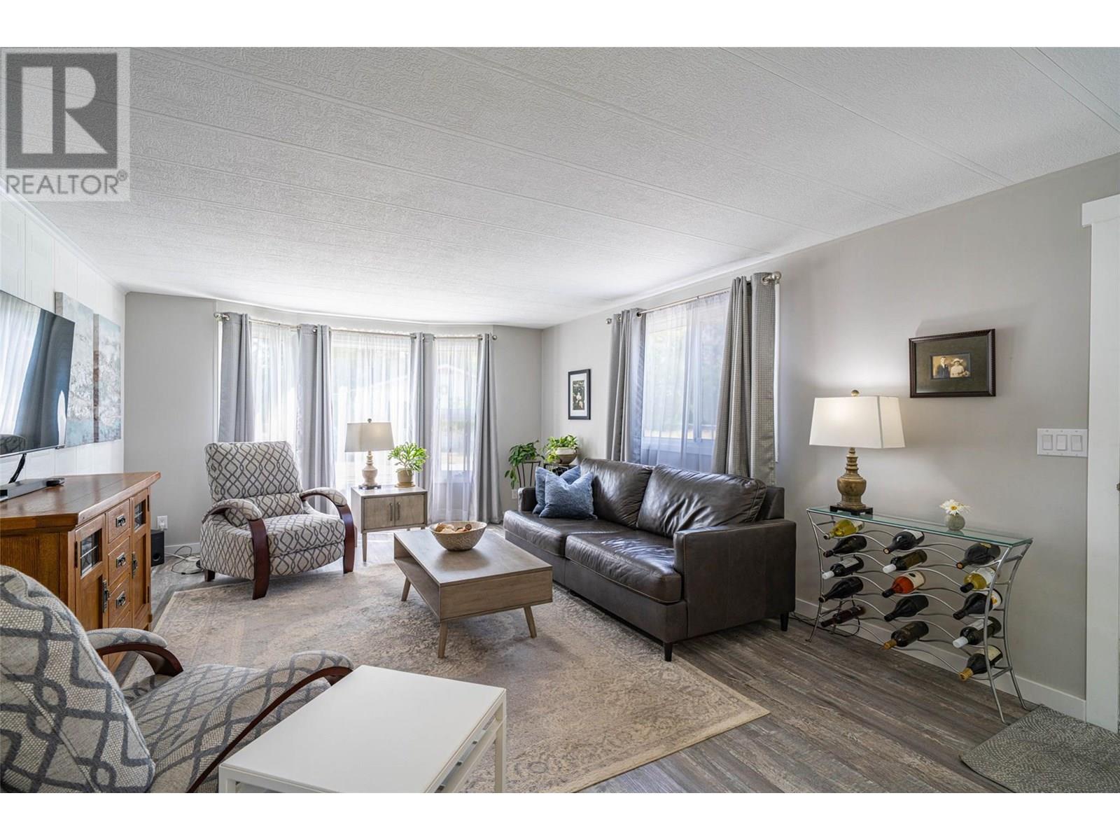 4505 McLean Creek Road Unit# L2, Okanagan Falls