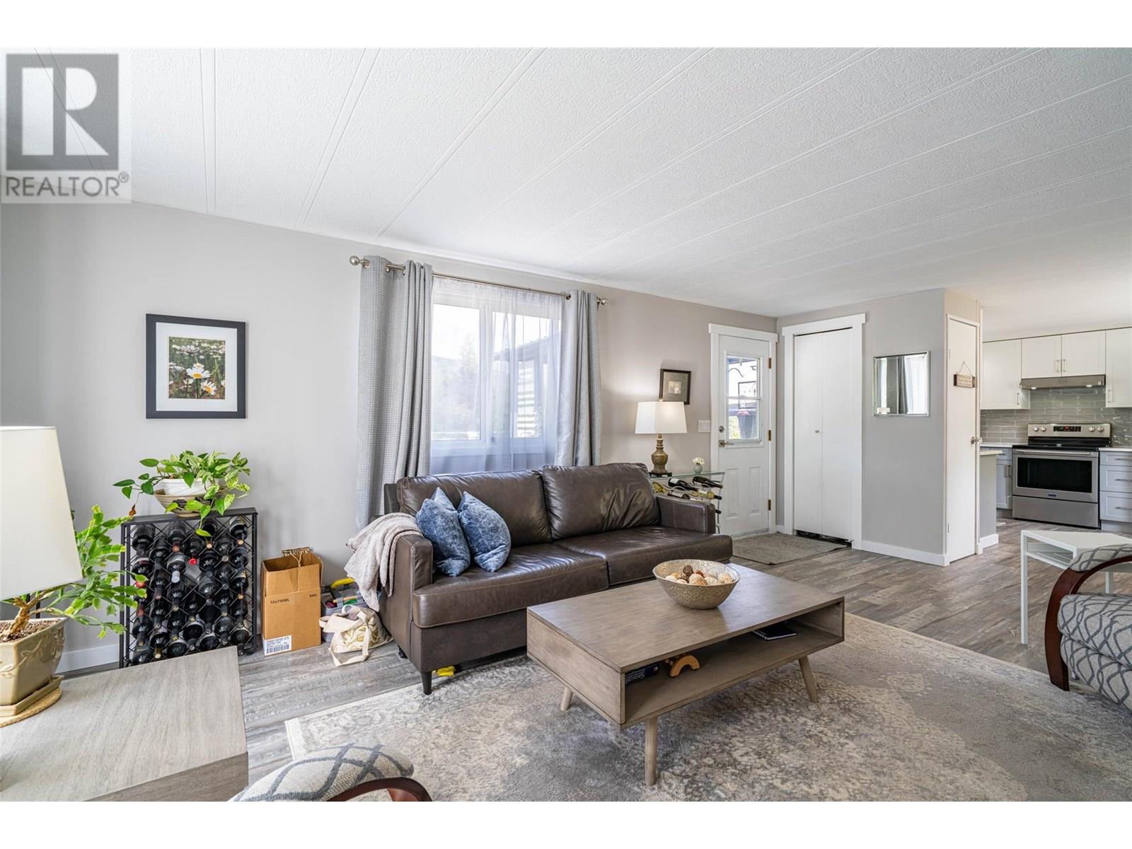 4505 McLean Creek Road Unit# L2, Okanagan Falls