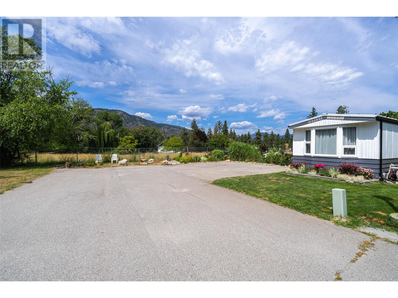 4505 McLean Creek Road Unit# L2, Okanagan Falls