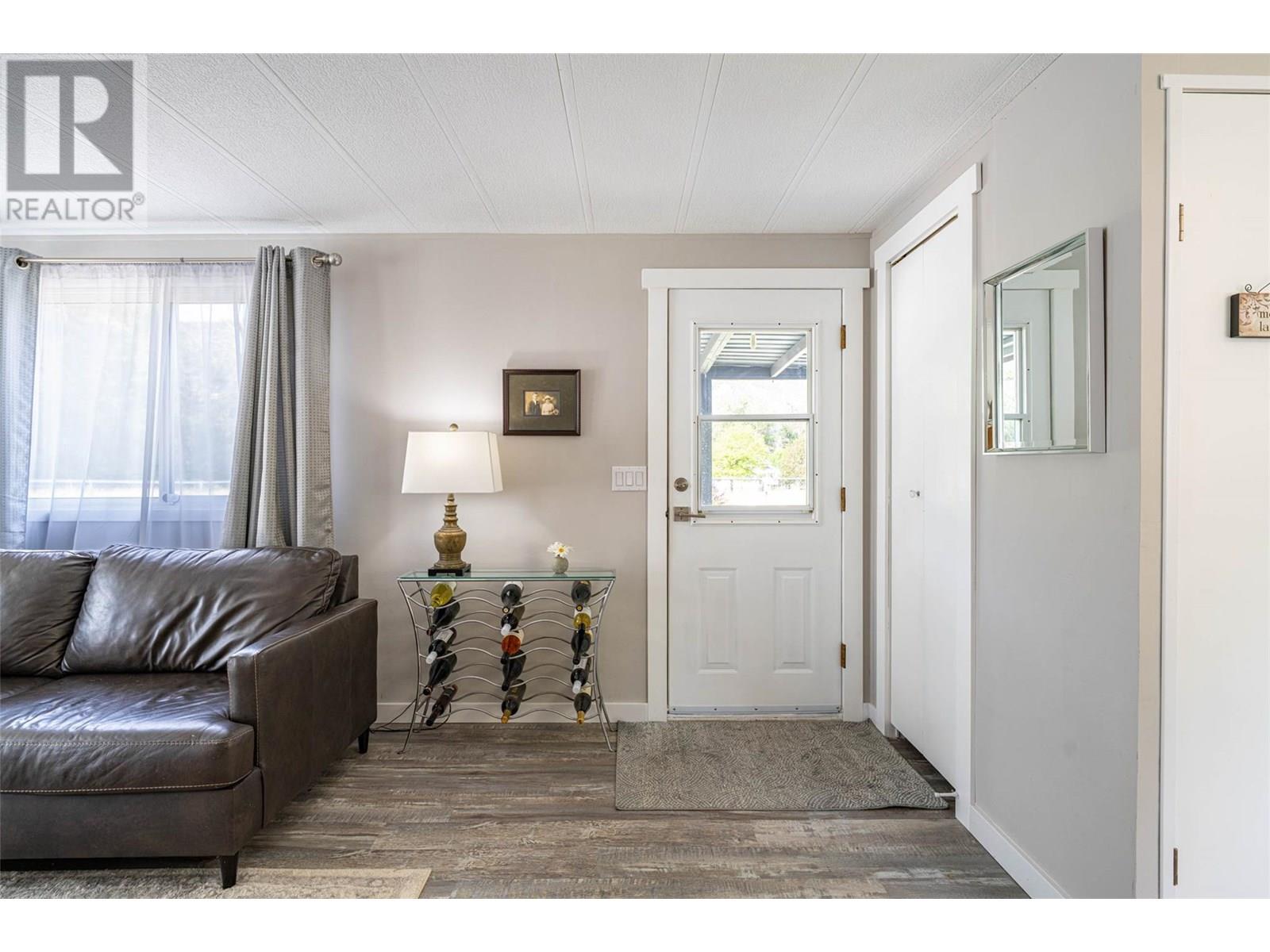4505 McLean Creek Road Unit# L2, Okanagan Falls