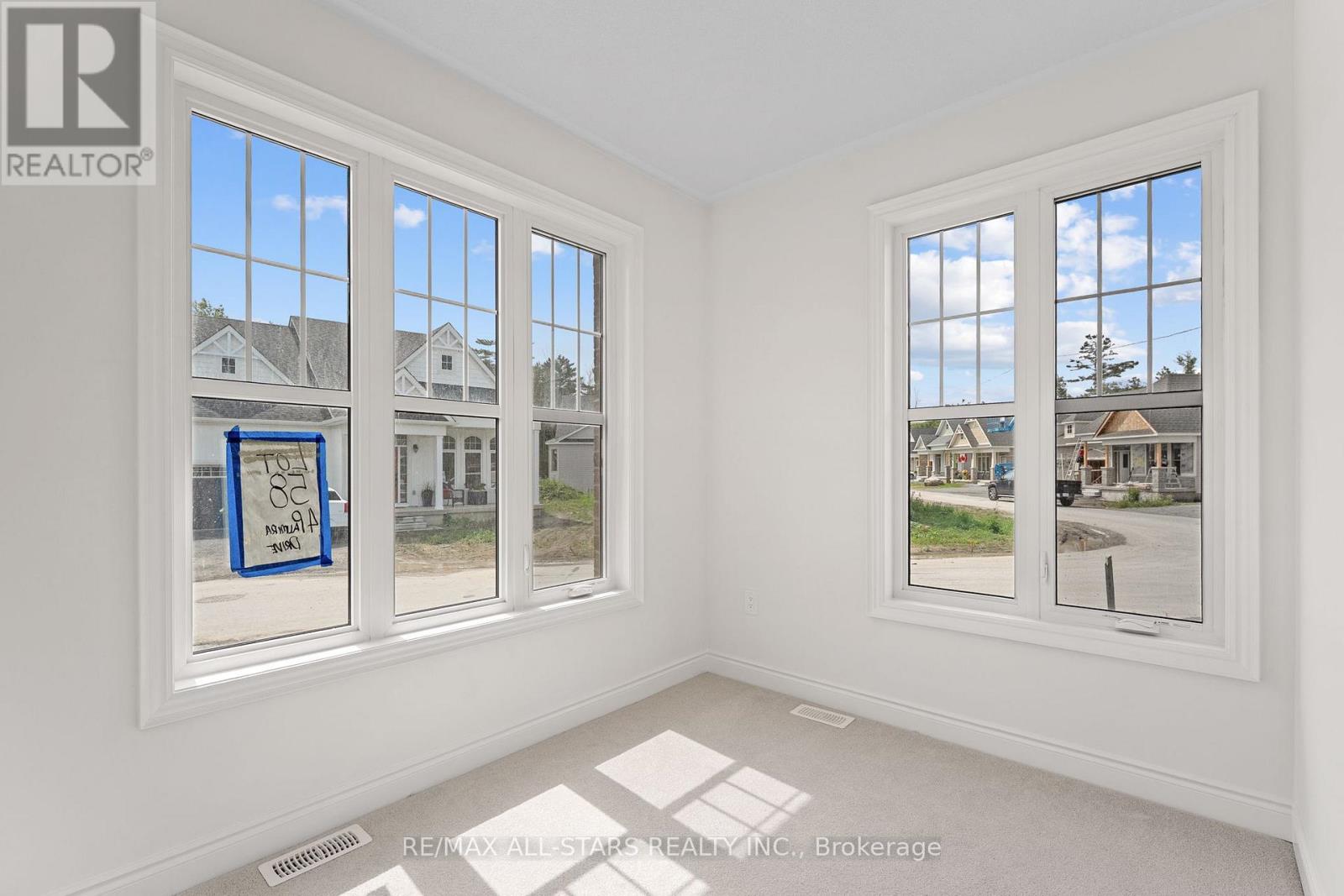 Photo 6 of 4 Palmira Drive, Georgina ON