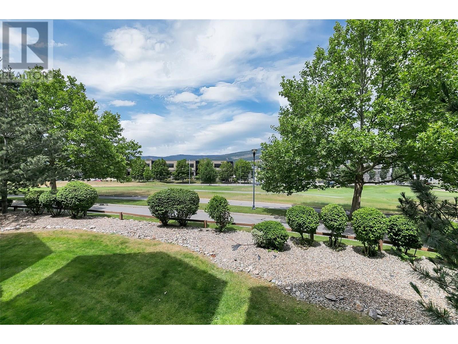 208 3521 Carrington Road, West Kelowna