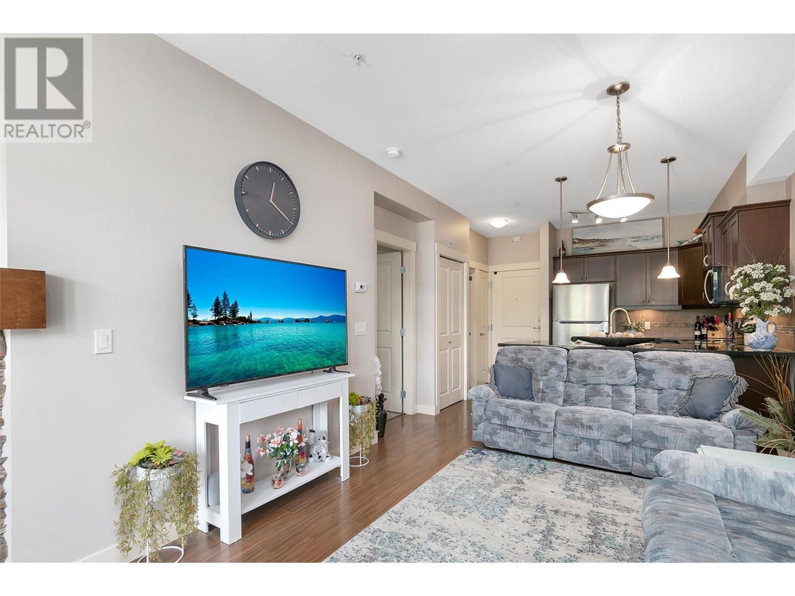 208 3521 Carrington Road, West Kelowna