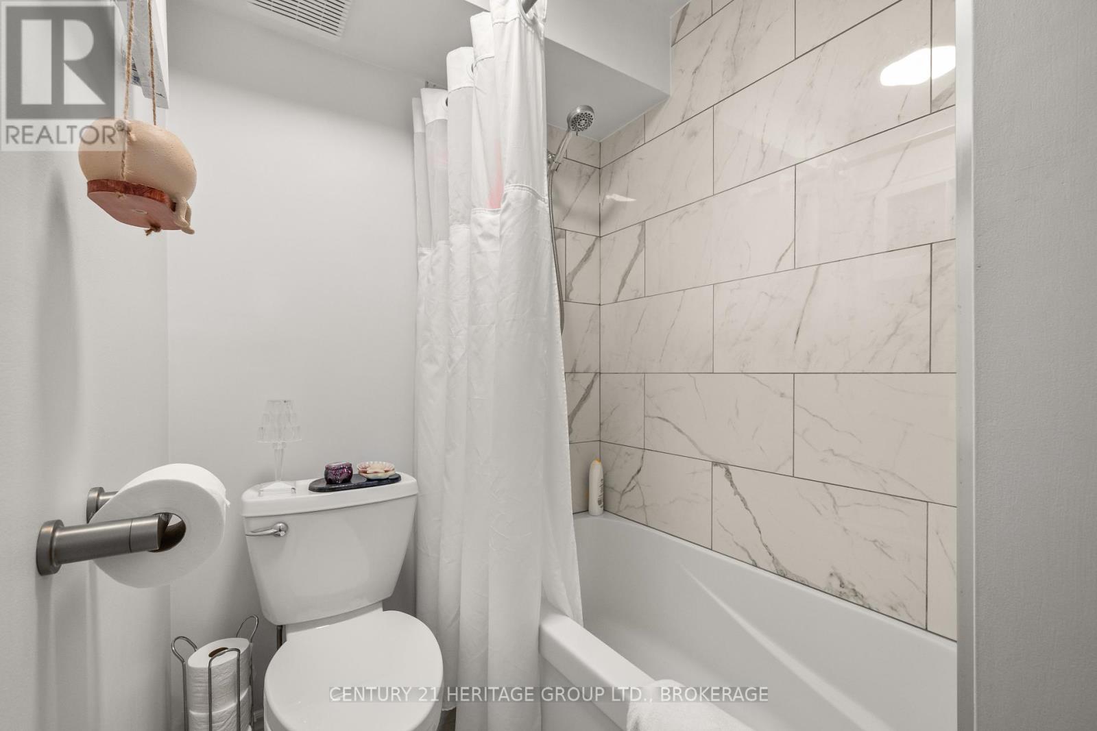 Photo 5 of 114 573 Armstrong Road, Kingston ON