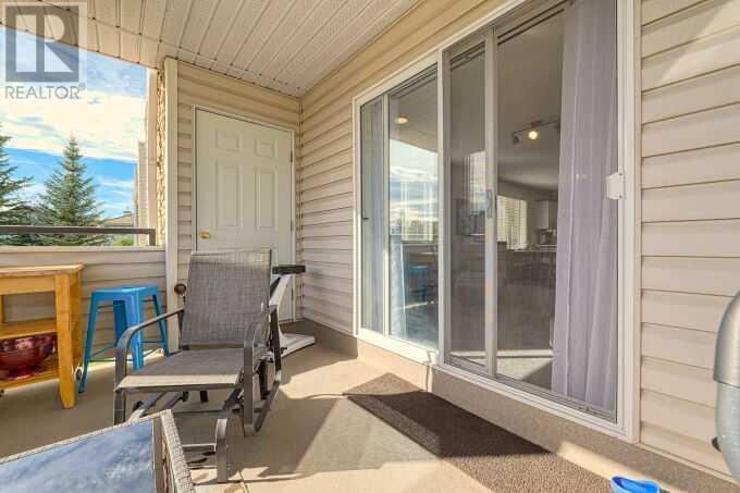 Single Family House for Sale in   Springbank Boulevard SW Springbank Hill Calgary 
