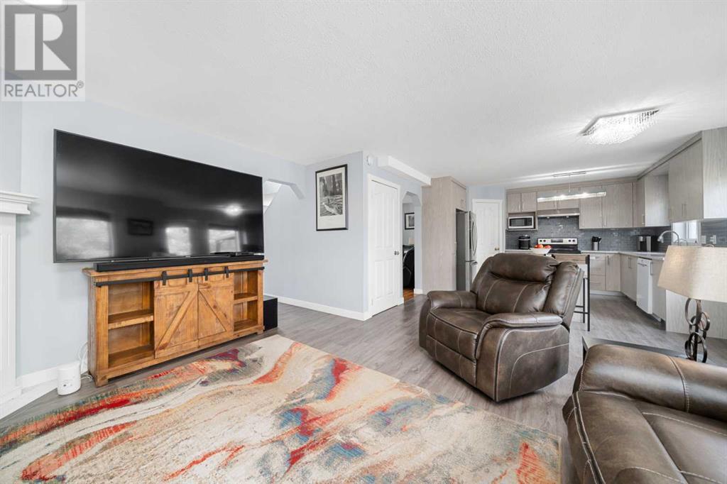 Single Family House for Sale in  Hidden Ranch Crescent NW Hidden Valley Calgary 