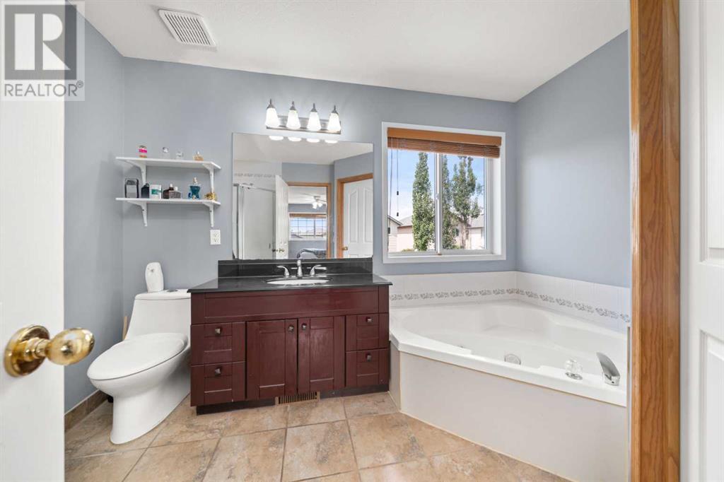 Single Family House for Sale in  Hidden Ranch Crescent NW Hidden Valley Calgary 