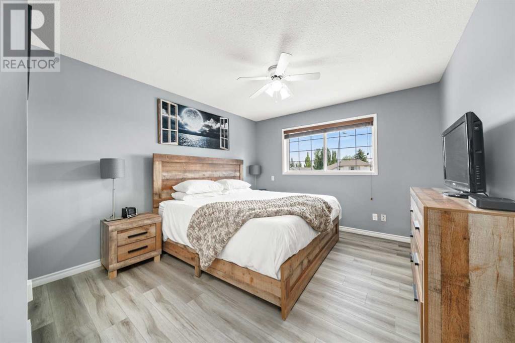 Single Family House for Sale in  Hidden Ranch Crescent NW Hidden Valley Calgary 