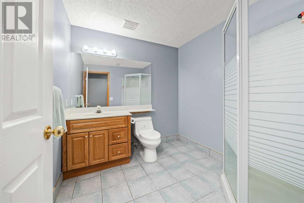 Single Family House for Sale in  Hidden Ranch Crescent NW Hidden Valley Calgary 