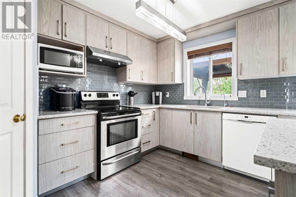Single Family House for Sale in  Hidden Ranch Crescent NW Hidden Valley Calgary 
