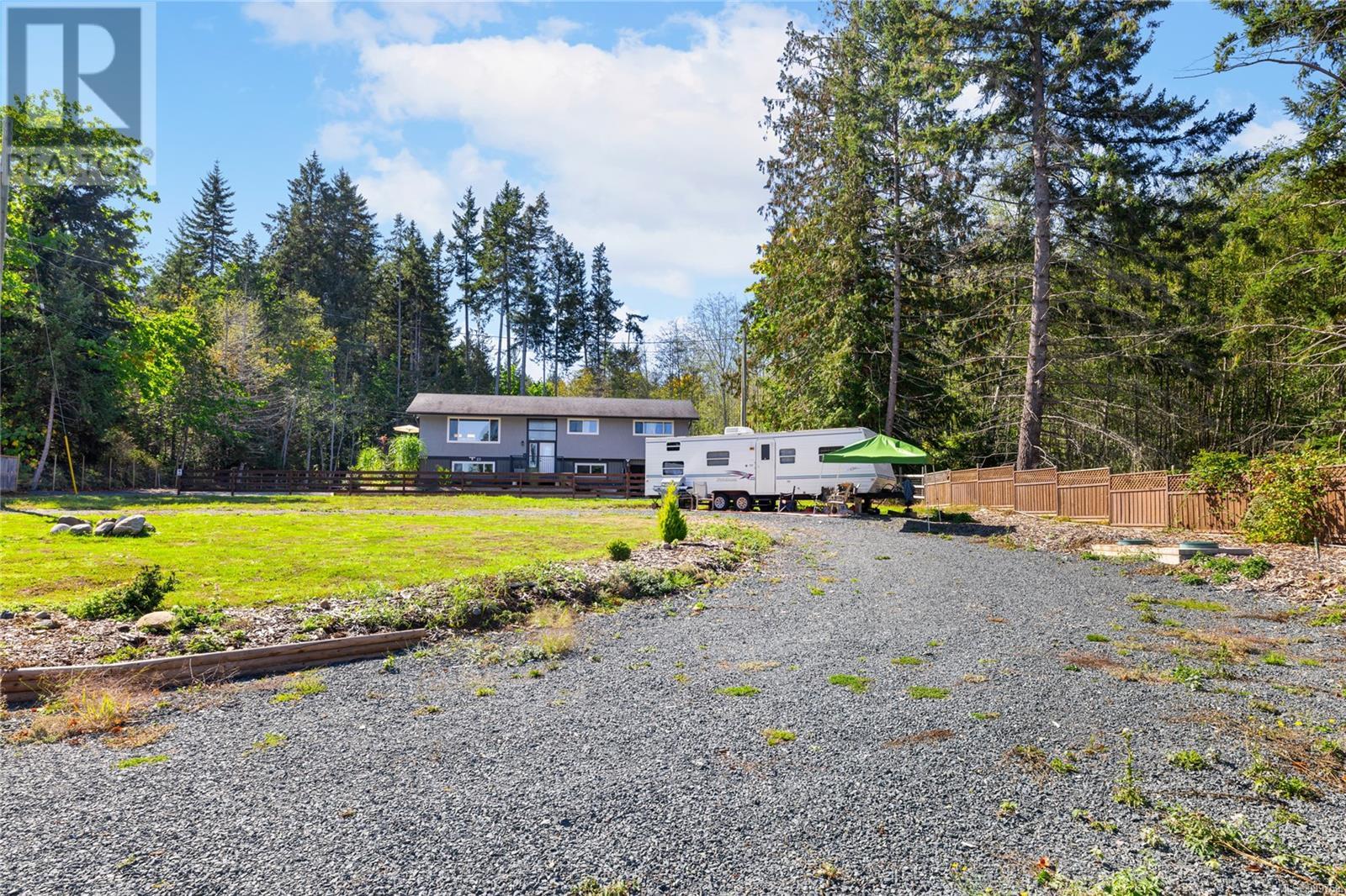 6712 Island Hwy W, Bowser