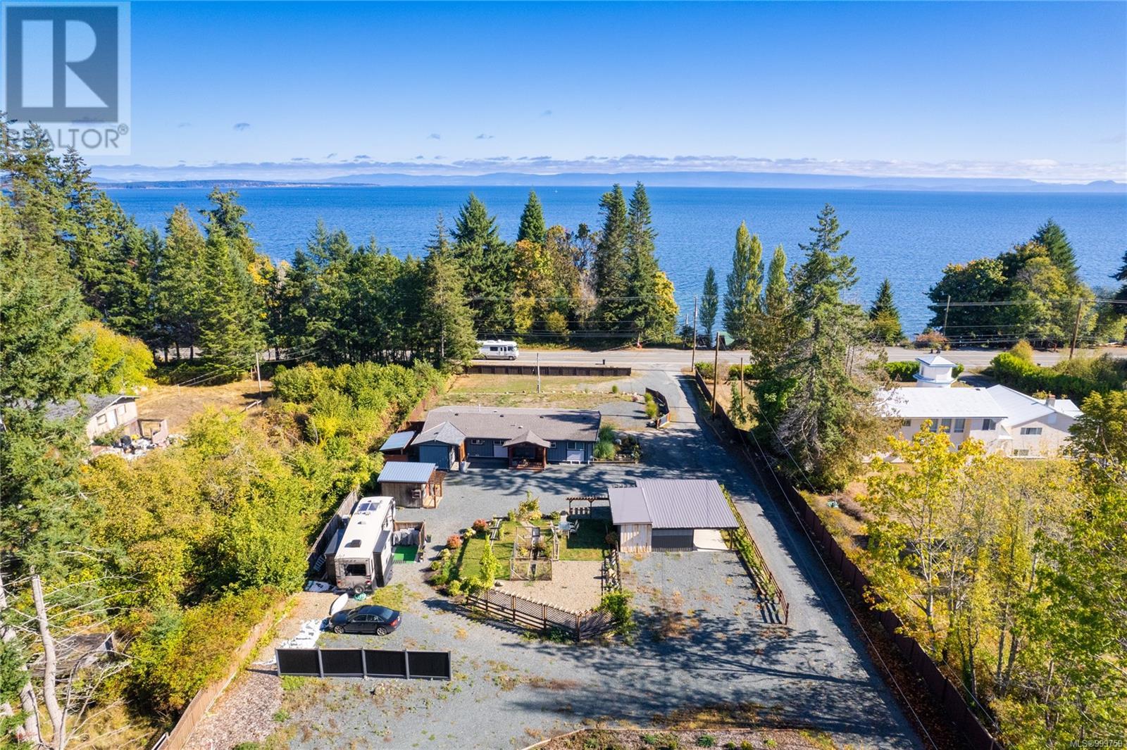 6712 Island Hwy W, Bowser