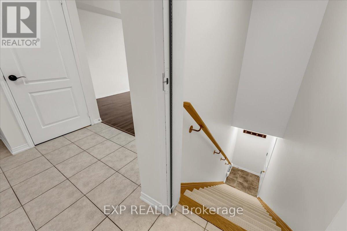 Photo 17 of 14 2468 Post Road, Oakville ON