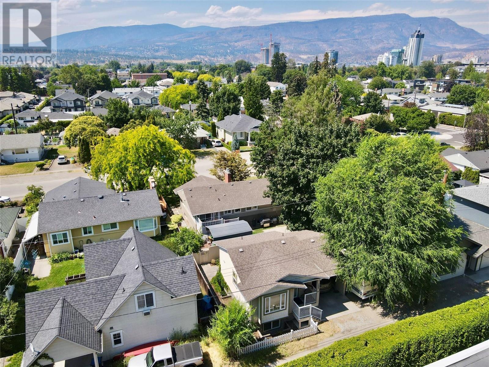  1945 Bowes Street, Kelowna
