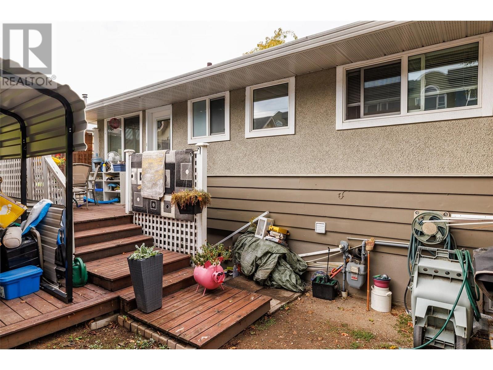  1945 Bowes Street, Kelowna