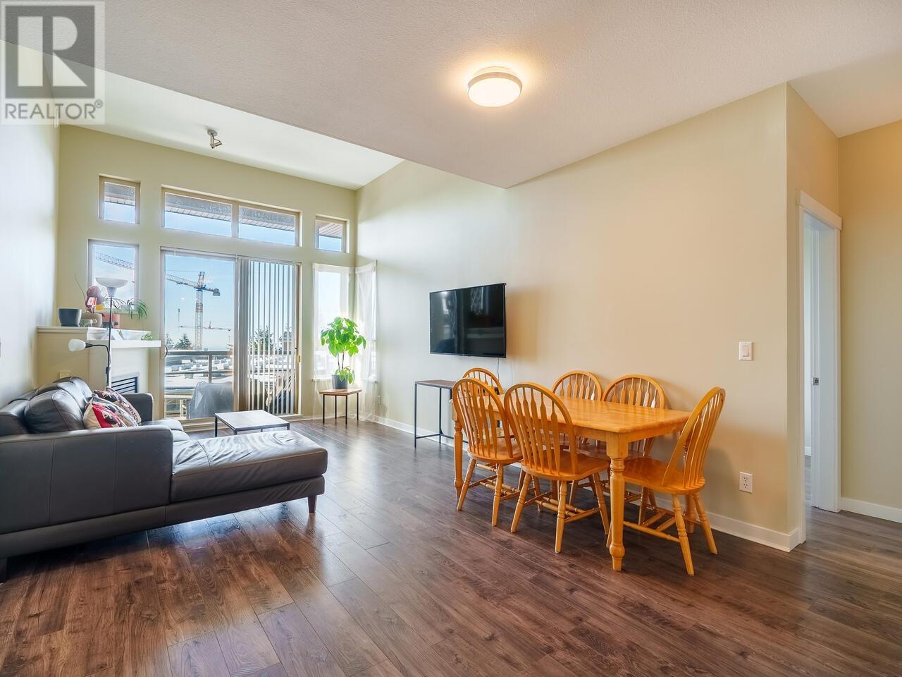 Photo 3 of 505 9319 University Crescent, Burnaby BC