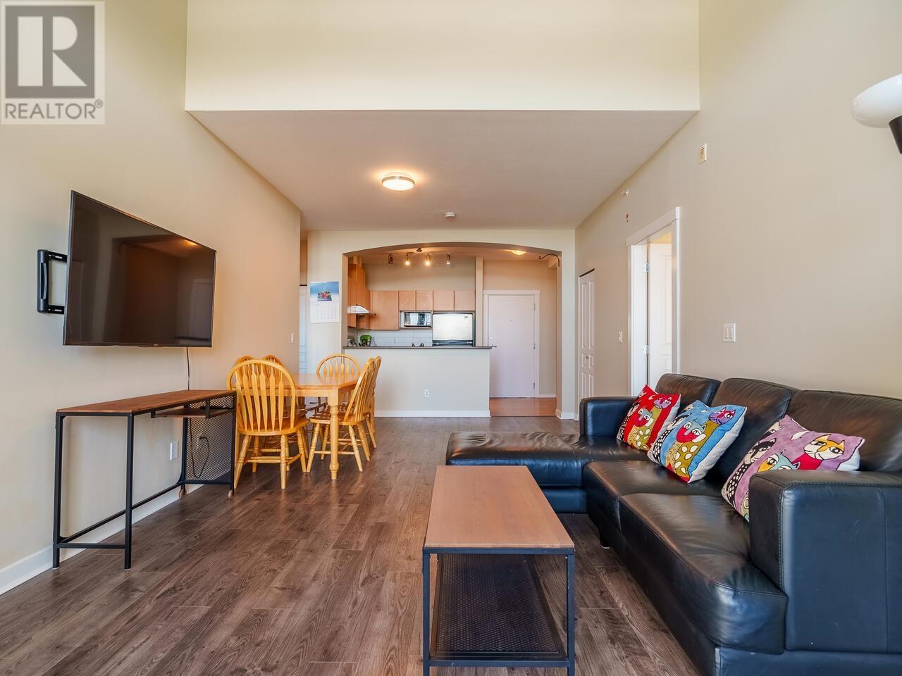 Photo 7 of 505 9319 University Crescent, Burnaby BC