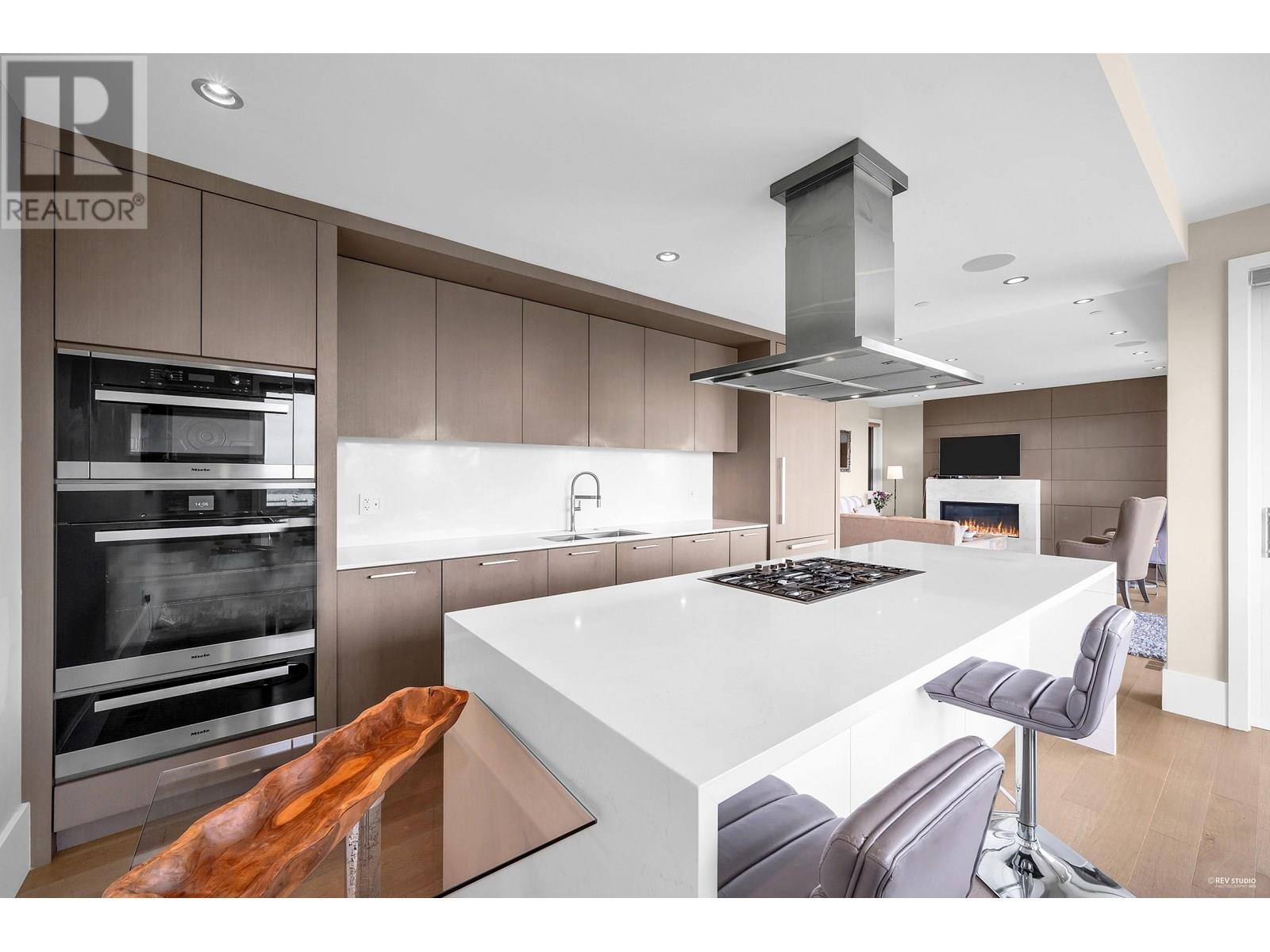 3008 BURFIELD PLACE, West Vancouver