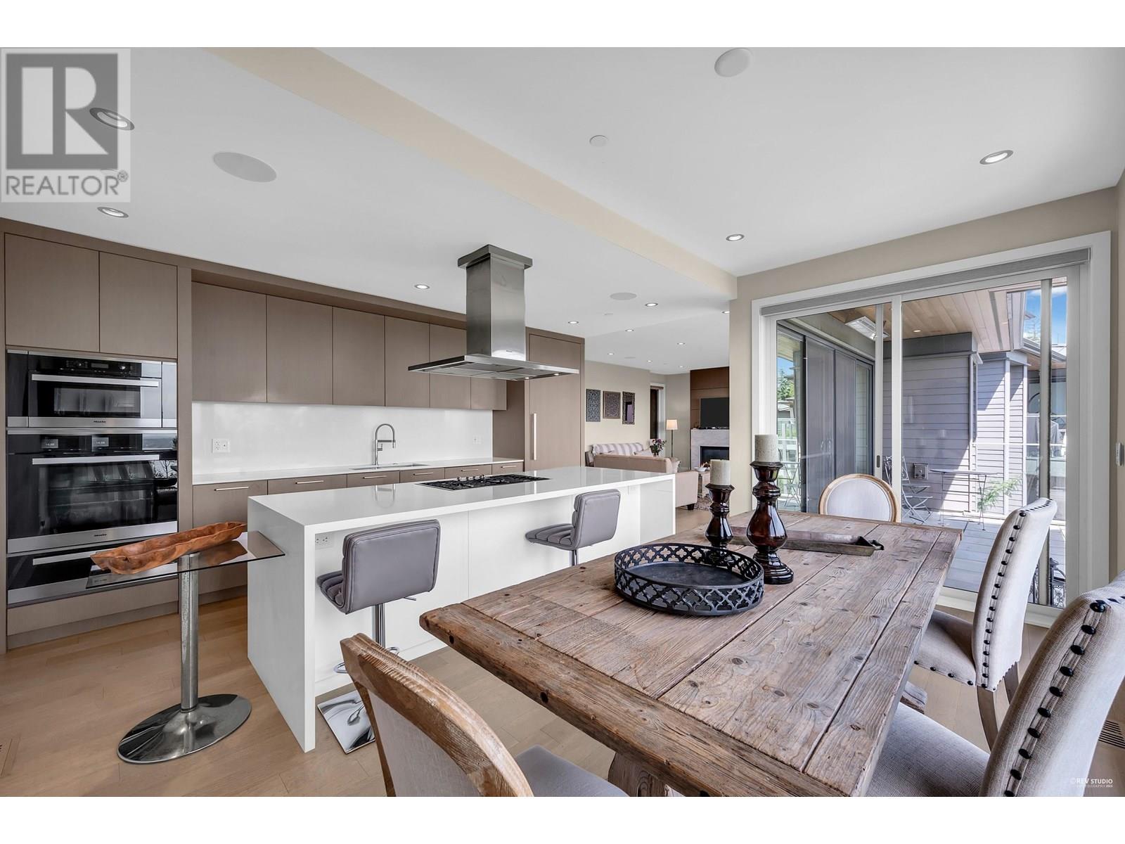 3008 BURFIELD PLACE, West Vancouver