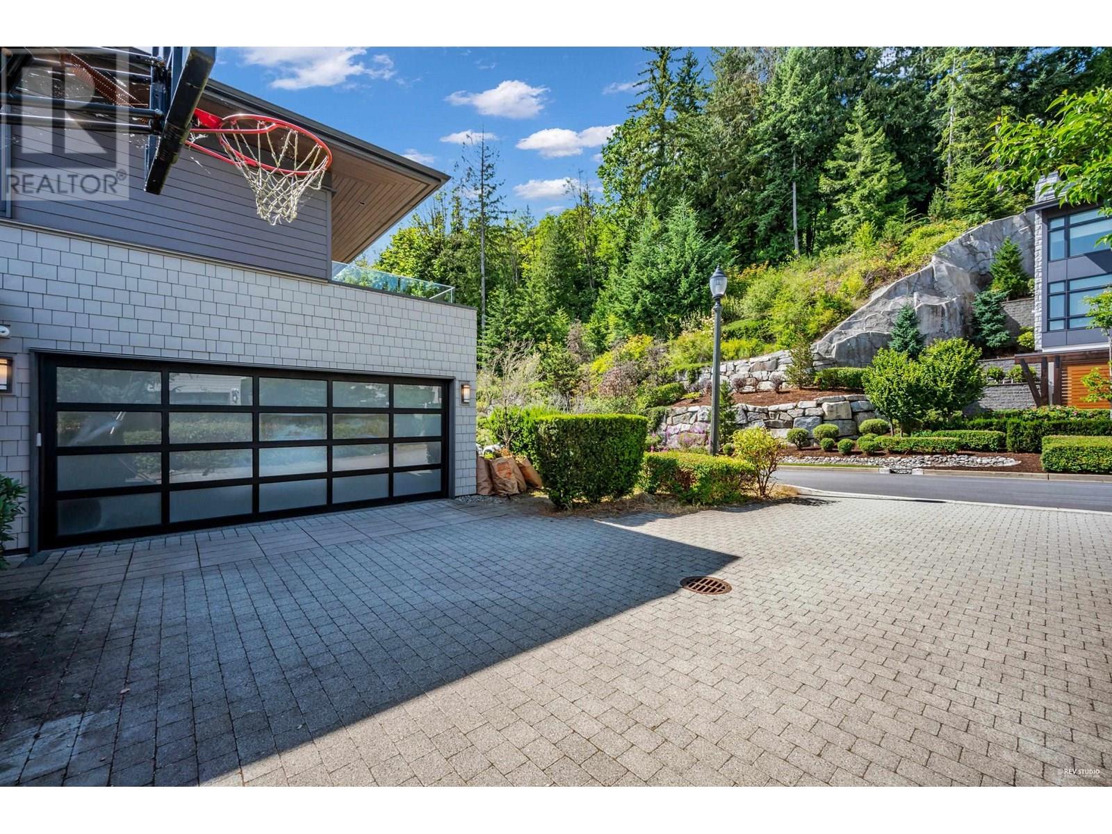3008 BURFIELD PLACE, West Vancouver