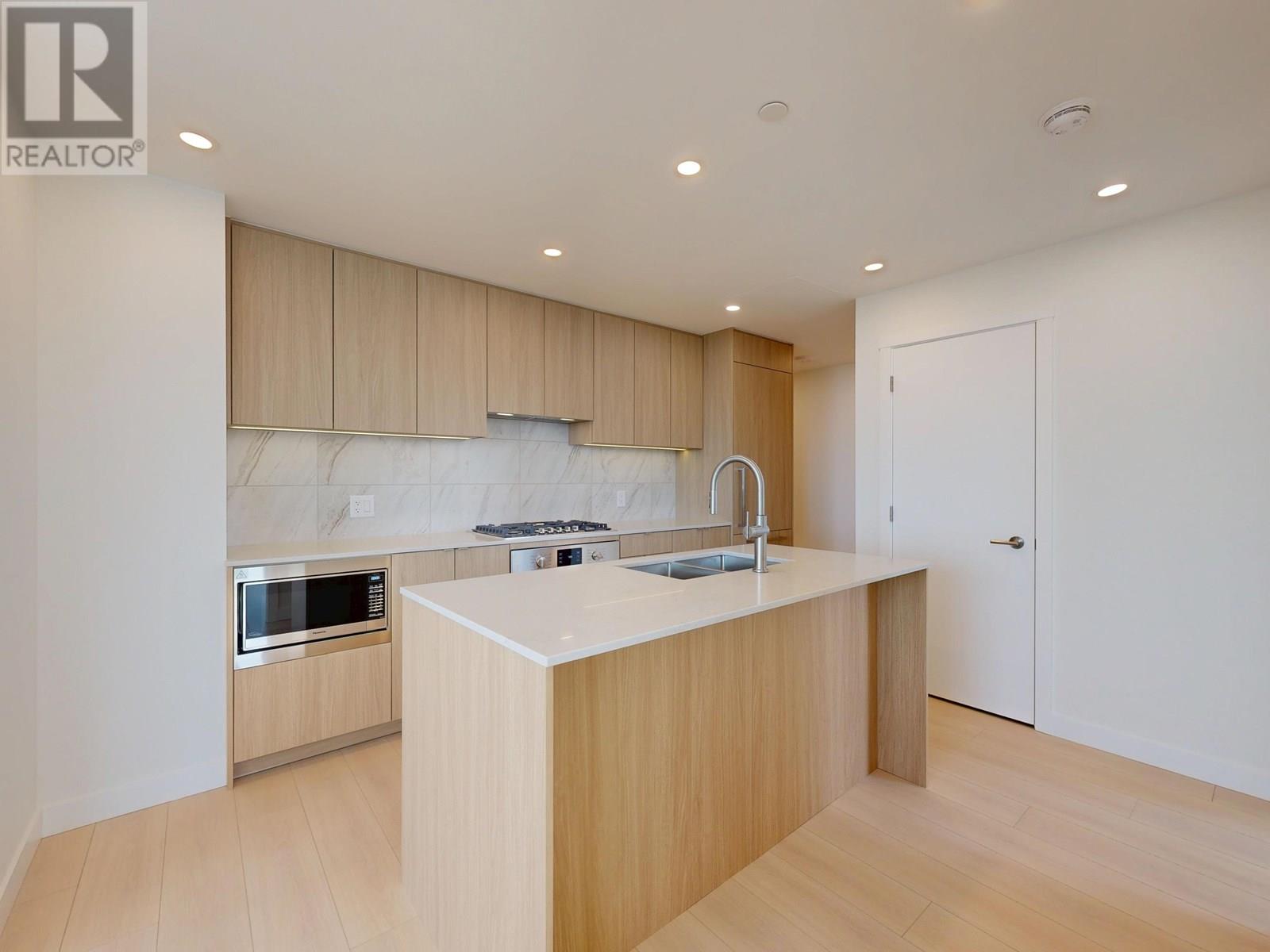 Photo 29 of 902 626 Claremont Street, Coquitlam BC