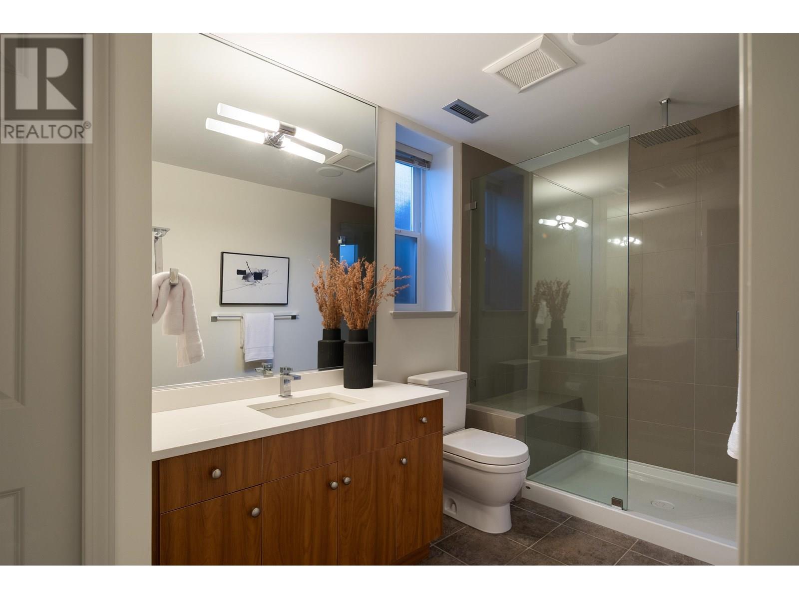 Photo 4 of 26615 98 Avenue, Maple Ridge BC