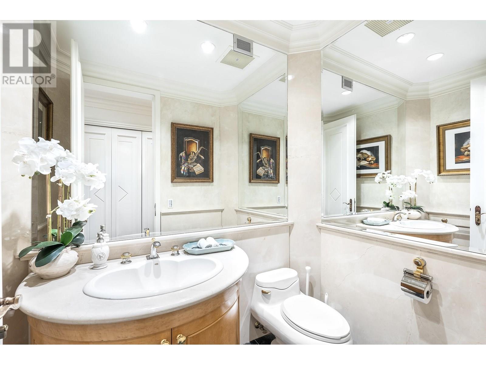 Photo 6 of 965 King Georges Way, West Vancouver BC