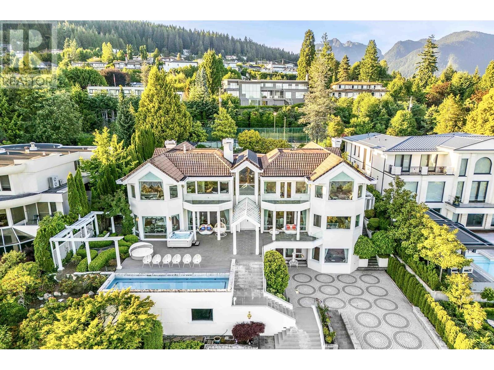 Photo 11 of 965 King Georges Way, West Vancouver BC