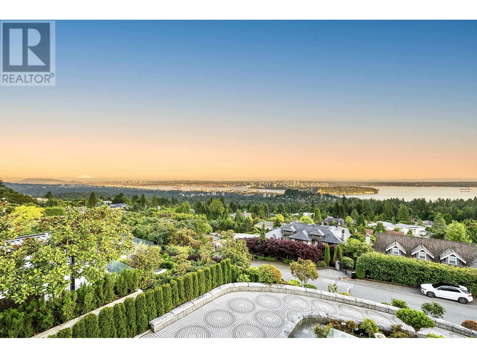 Photo 10 of 965 King Georges Way, West Vancouver BC