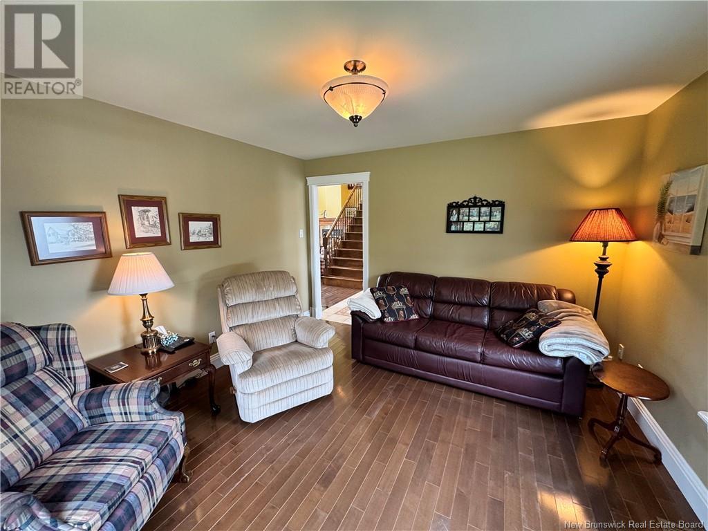 Photo 32 of 560 Lakeside Road, Smithtown NB