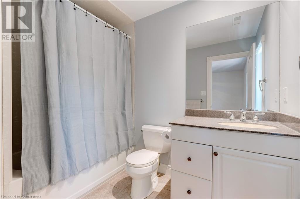 Photo 35 of 106 Appleby Place, Burlington ON