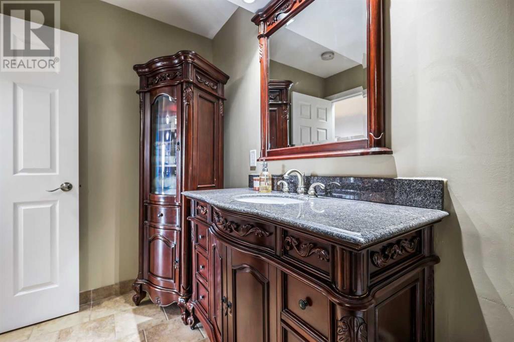 Single Family House for Sale in   Point Mckay Crescent NW Point McKay Calgary 