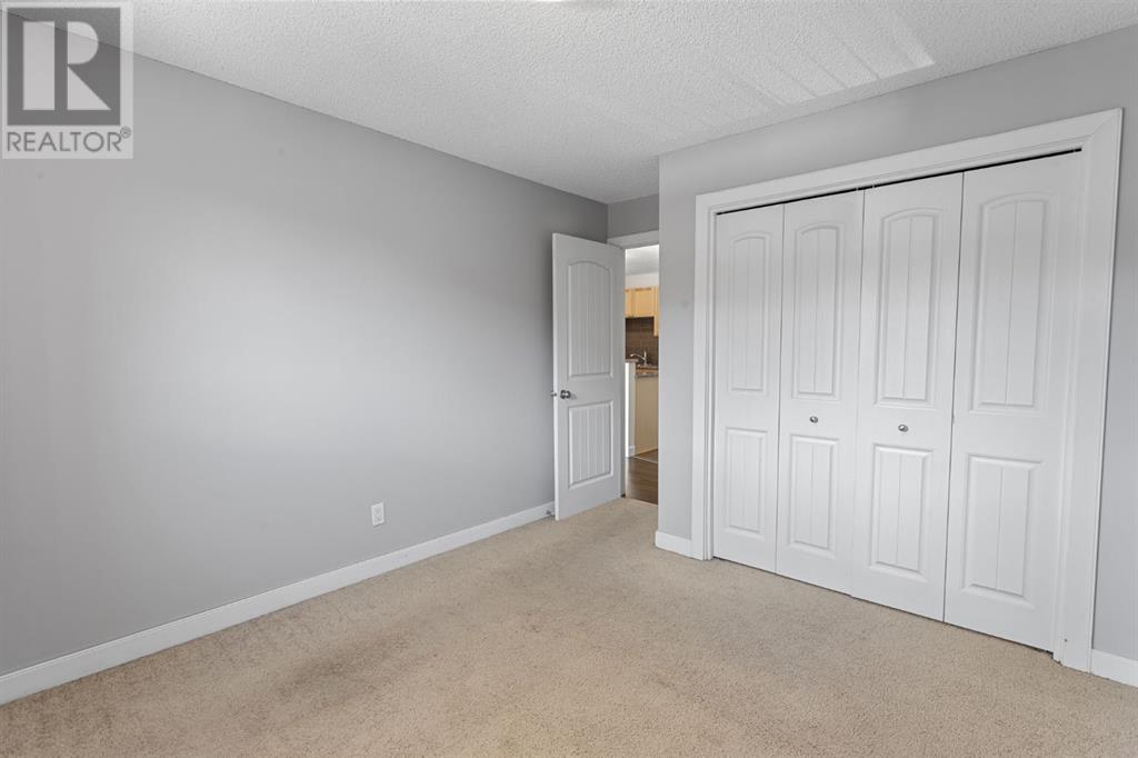 Single Family House for Sale in    Avenue SW Lower Mount Royal Calgary 