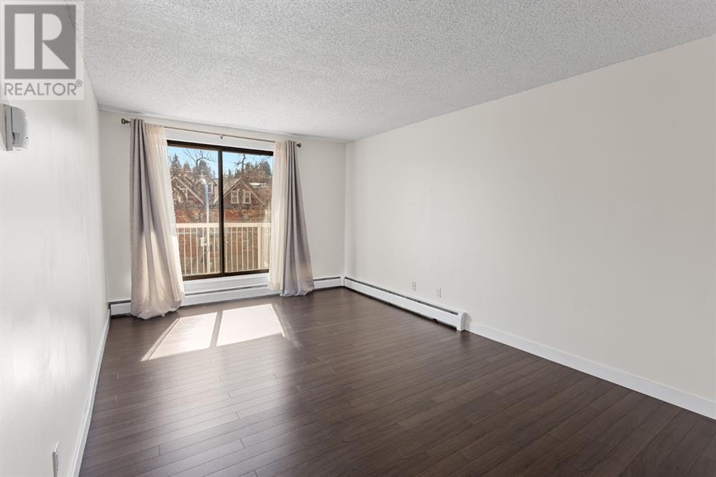Single Family House for Sale in    Avenue SW Lower Mount Royal Calgary 