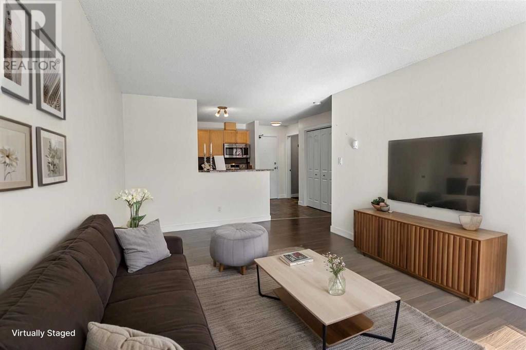 Single Family House for Sale in    Avenue SW Lower Mount Royal Calgary 