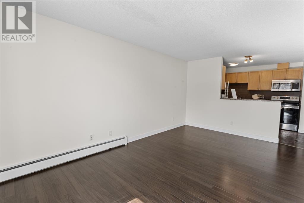 Single Family House for Sale in    Avenue SW Lower Mount Royal Calgary 