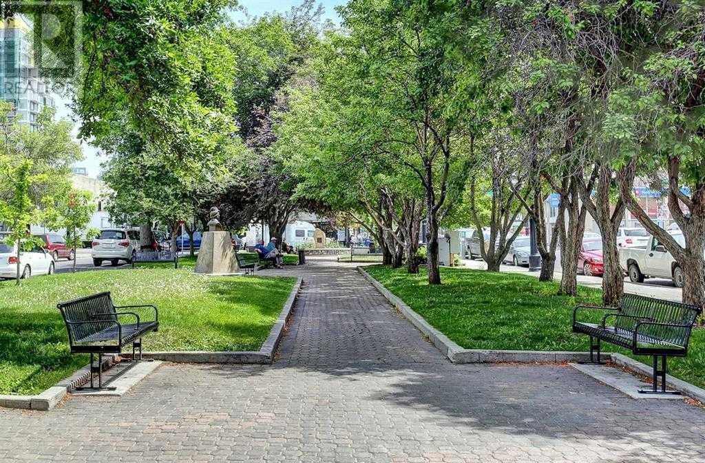 Single Family House for Sale in    Avenue SW Lower Mount Royal Calgary 