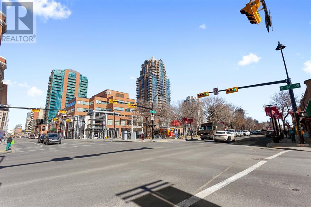 Single Family House for Sale in    Avenue SW Lower Mount Royal Calgary 