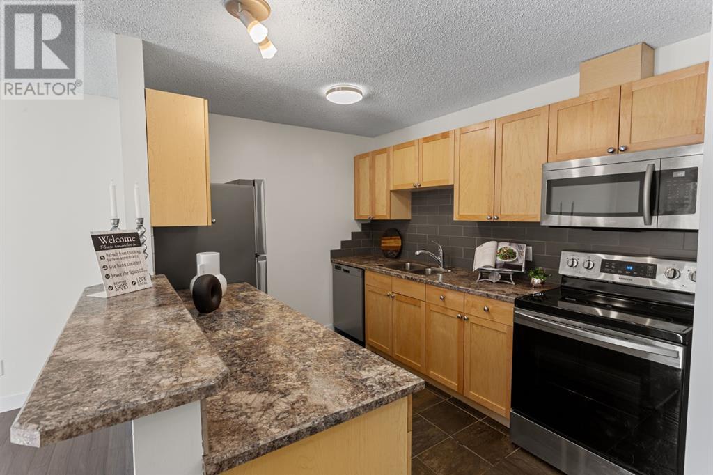 Single Family House for Sale in    Avenue SW Lower Mount Royal Calgary 