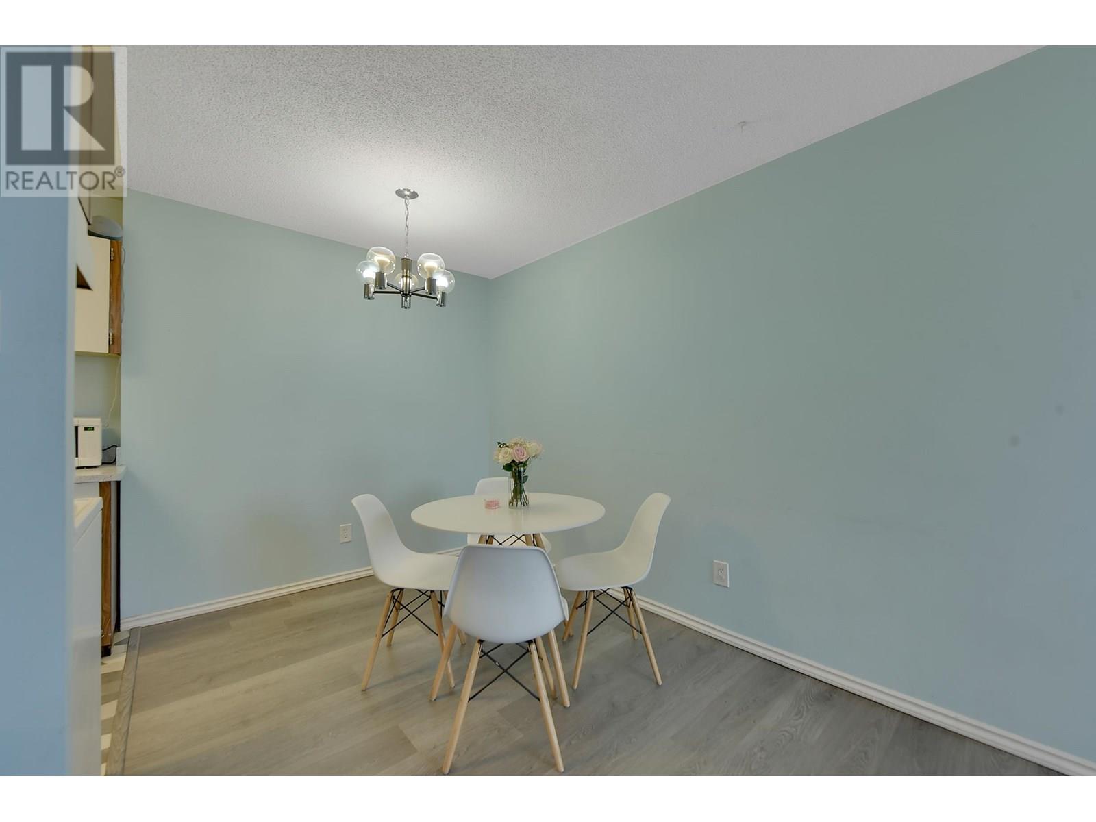 Photo 14 of 605 6759 Willingdon Avenue, Burnaby BC